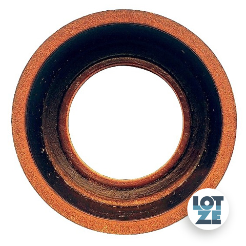 Ledermanschette 70 mm mit Loch für Pumpenkolben » Lotze Wassertechnik